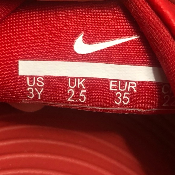 Nike kids slide sandals size 3Y red great condition - Picture 3 of 3